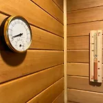 Spoor 1 Met Jacuzzi Дом отдыха *