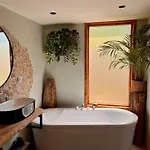 Дом отдыха Spoor 1 Met Jacuzzi *