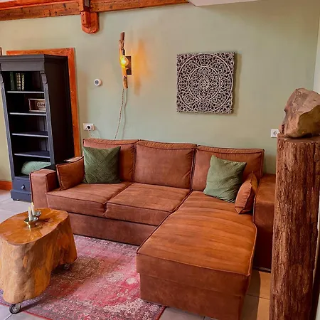 بيت للعطل Spoor 1 Met Jacuzzi & Spoor 2 Met Wellness فالفيك