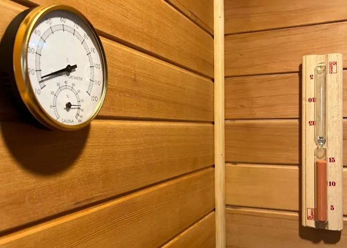 Spoor 1 Met Jacuzzi & Spoor 2 Met Wellness Hébergement de vacances *