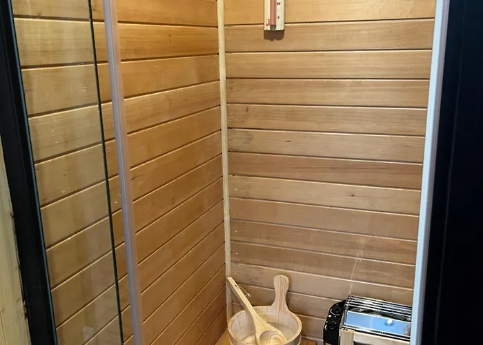 Hébergement de vacances Spoor 1 Met Jacuzzi & Spoor 2 Met Wellness Waalwijk