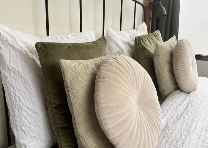 Spoor 1 Met Jacuzzi & Spoor 2 Met Wellness Hébergement de vacances *