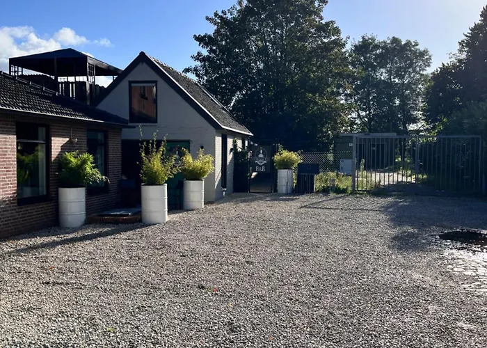 Casa vacanze Spoor 1 Met Jacuzzi & Spoor 2 Met Wellness Waalwijk